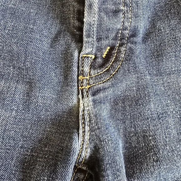 MOTHER Blue Cropped Jeans - Picture 15 of 16